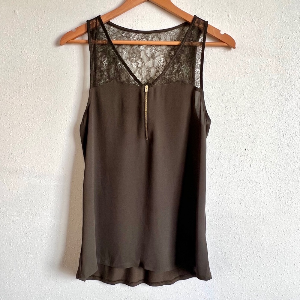 Express Sleeveless Half-Zip Blouse